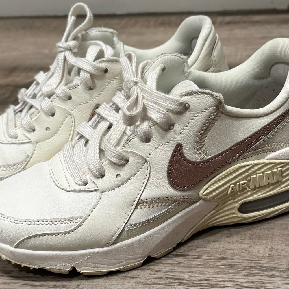 Nike White and Pink Sneakers